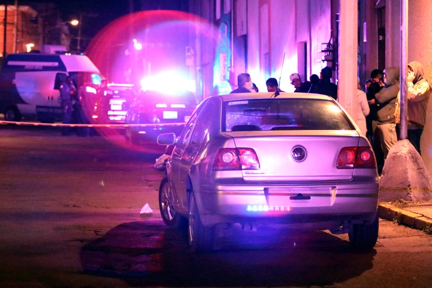 Ejecutan a presunto narcomenudista en la colonia Xonaca; la victima tenia 42 años