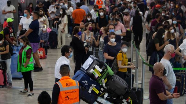 Cobro de equipaje de mano es ilegal en aerolíneas: Profeco 