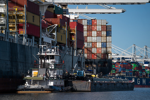 Millones de regalos de Navidad se retrasarán por falta de suministro que trajo la pandemia 