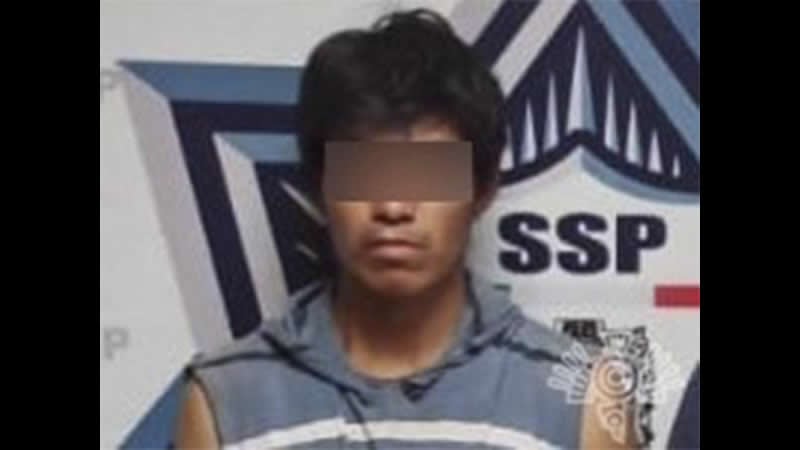 Jóvenes de 27 y 17 años son detenidos en Xoxtla; se dedican a narcomenudeo en la zona