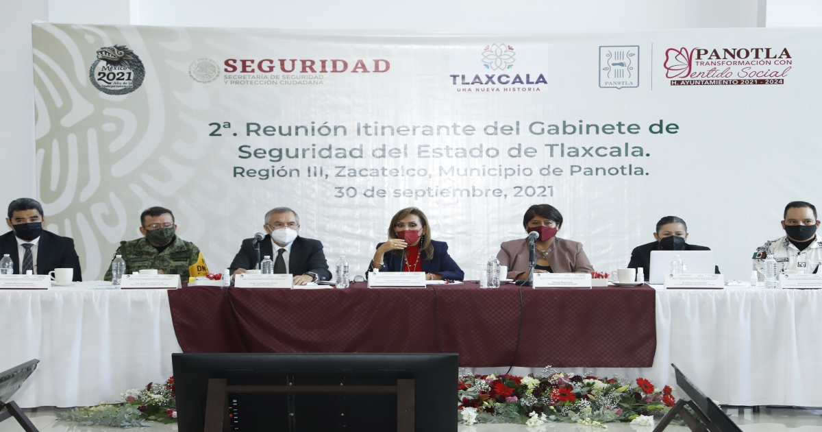 Encabezó Lorena Cuéllar Cisneros mesa de trabajo con el gabinete de seguridad, región III