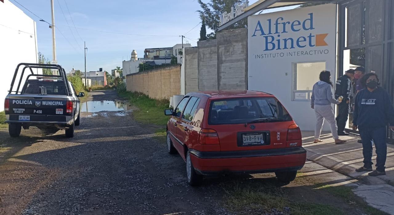 Explosión dentro de una escuela en Puebla cimbro casas aledañas y dejo a una persona herida