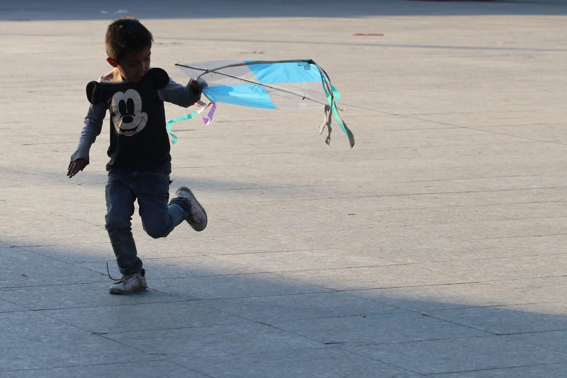 La pandemia del COVID-19 ha dejado huérfanos a 244 mil 500 niños en México