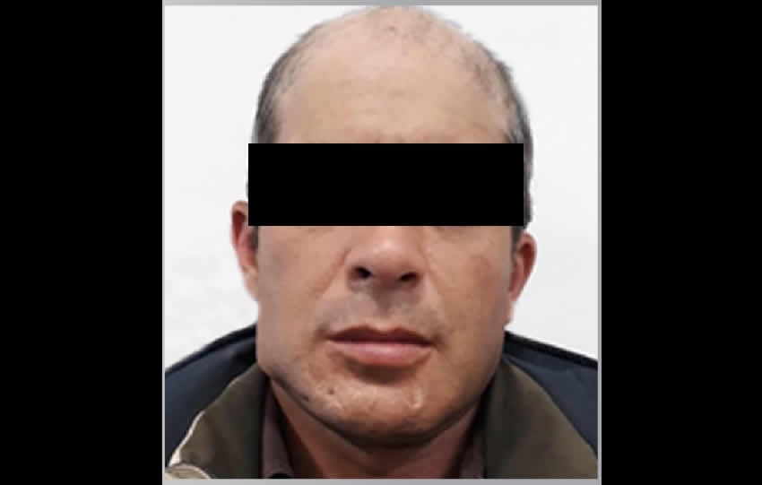 ¡Se escondía en un pozo! Detienen a hombre por posesión de vehículos robados en Cholula