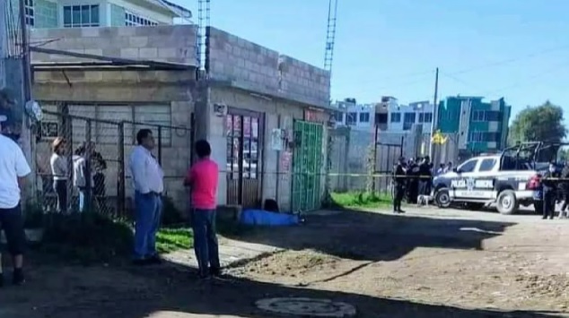 Hombre es asesinado afuera de una tiendo en Huejotzingo; su acompañante también resulto herido