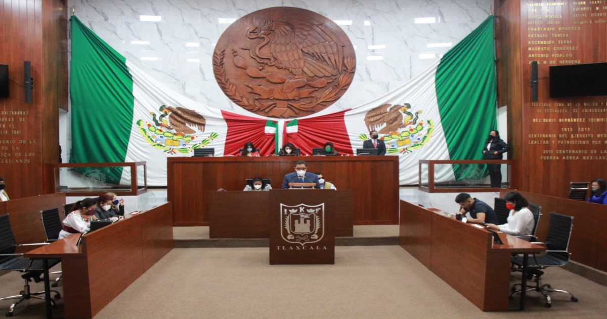 Reestructurar comisión de puntos constitucionales, propuso Gilberto Temoltzin