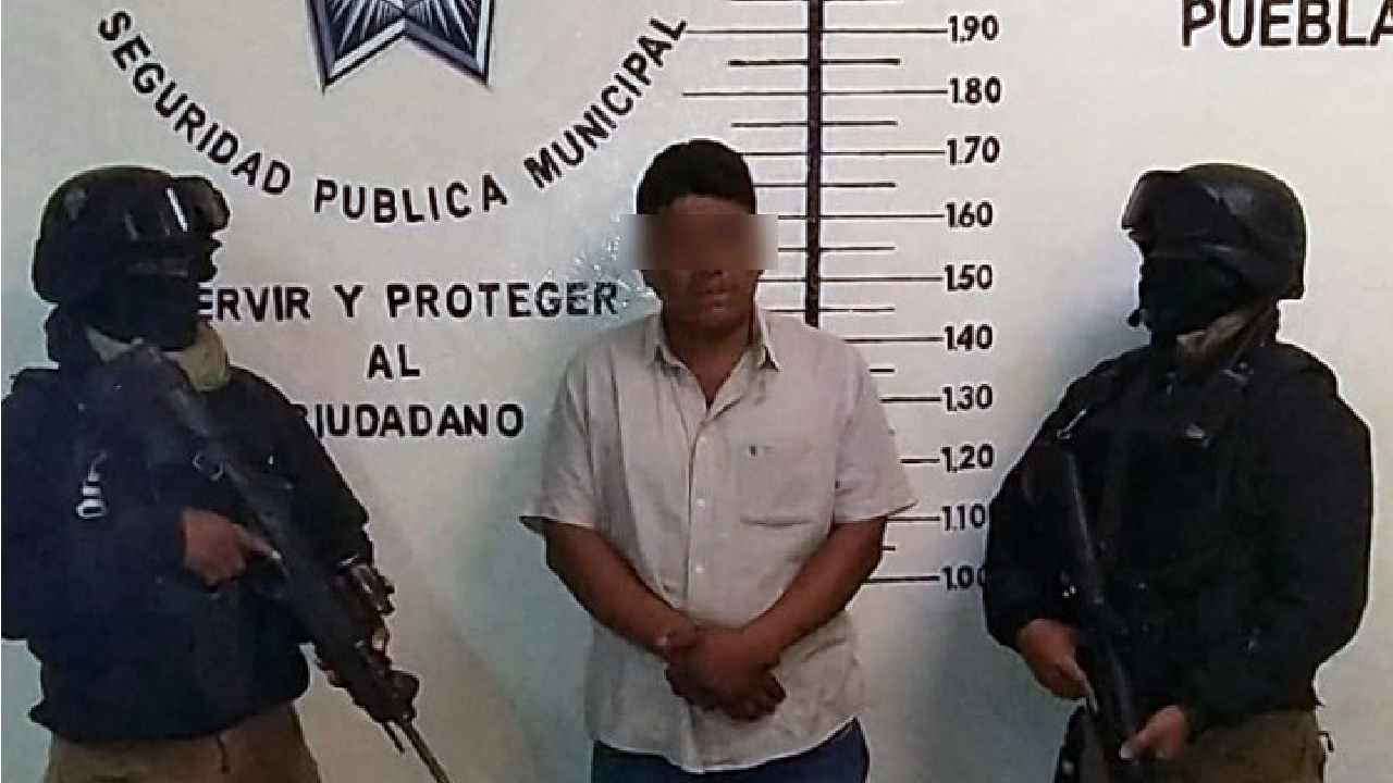 Policía de San Pedro Cholula detuvo a un sujeto por presunta portación ilegal de arma de fuego 