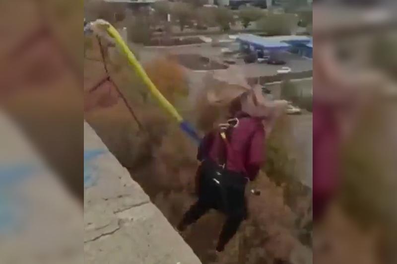 Mujer mujer que muere al lanzarse de un bungee (VIDEO)