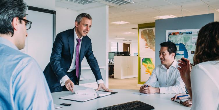 Consultoría externa sana a las organizaciones: Académico