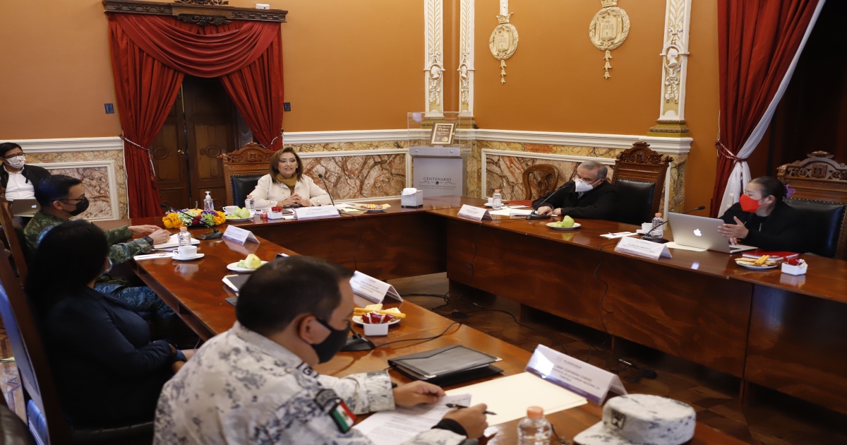 Encabezó Lorena Cuéllar mesa de construcción de paz y seguridad
