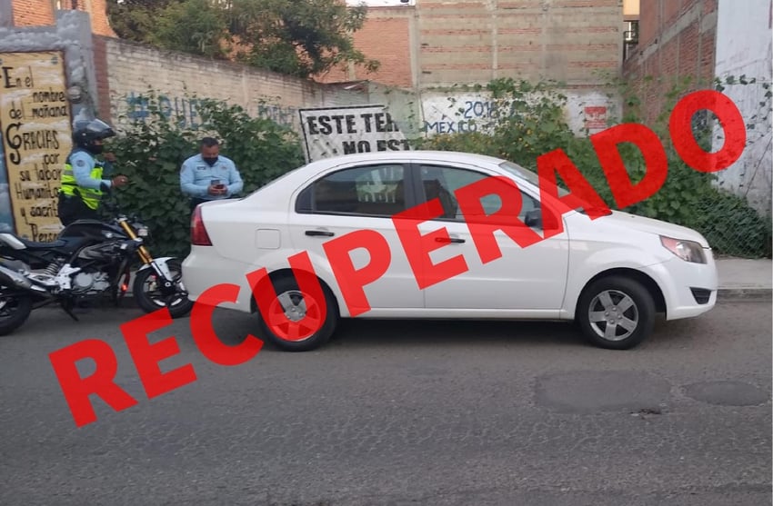 Recuperan en San Pedro Cholula un automóvil con reporte de robo 