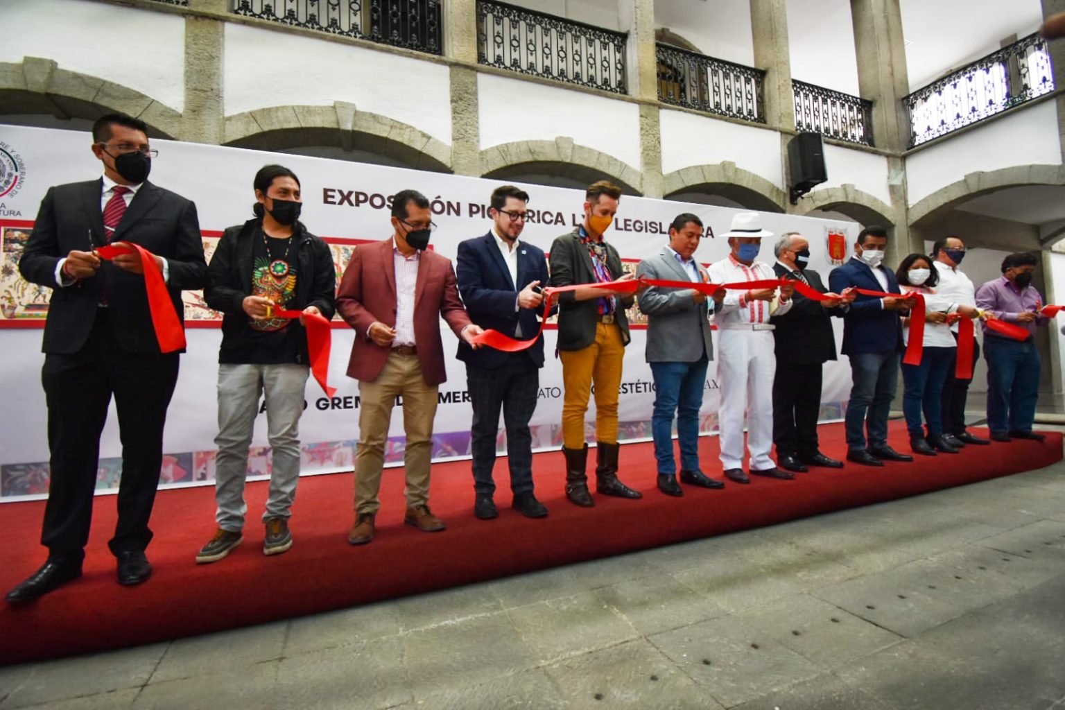 Inauguran en el Congreso exposición de David Gremard y el relato mítico-estético de Tlaxcallan