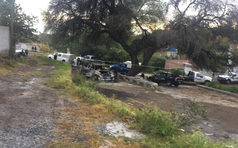 Son encontrados 6 cuerpos calcinados en una camioneta en Guanajuato