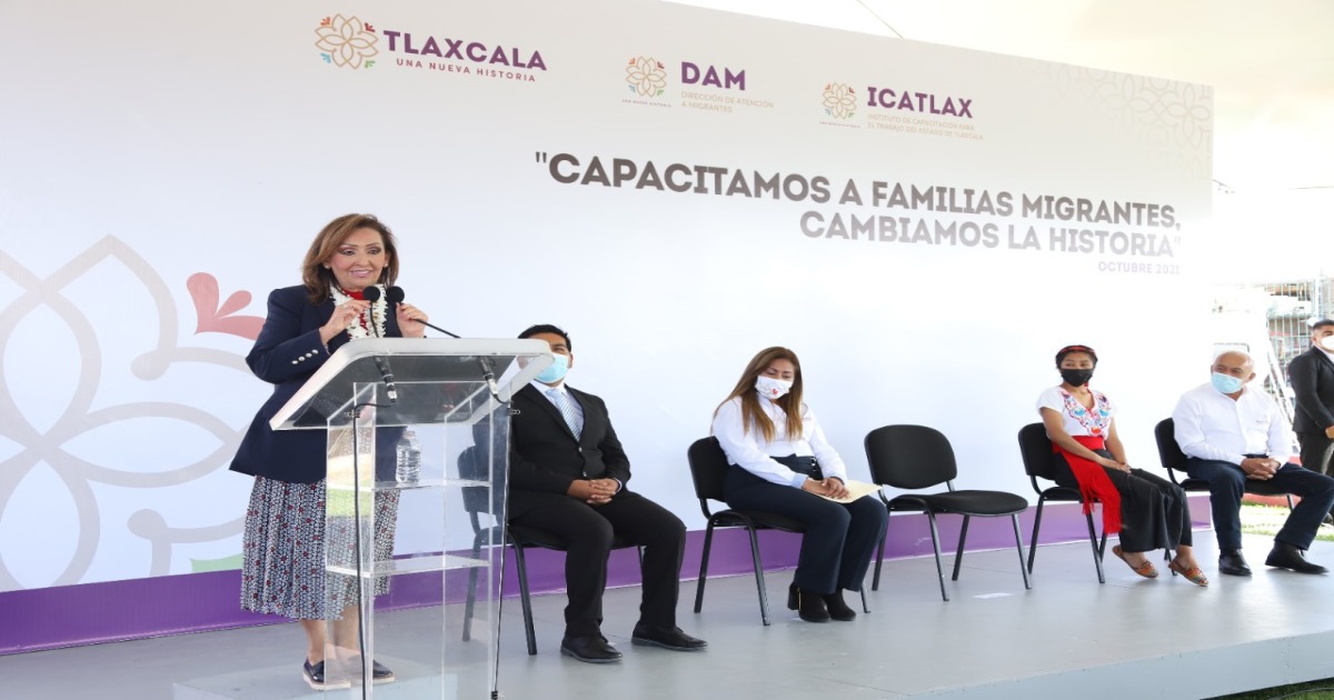 Inauguró Lorena Cuéllar Cisneros cursos de capacitación para familias de migrantes