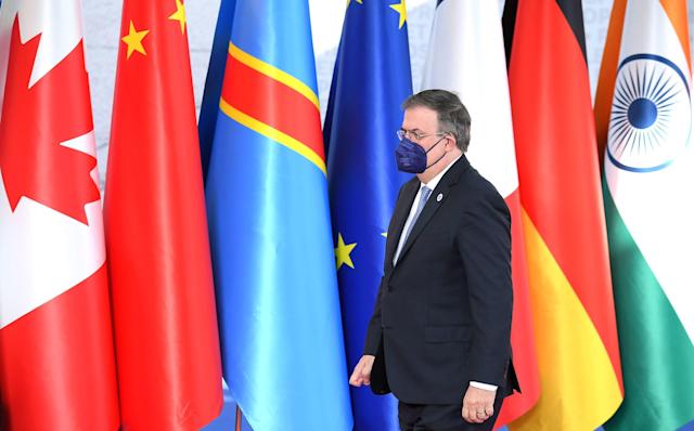 En la cumbre G20, exhorta Ebrard el reconocimiento universal de vacunas contra Covid-19