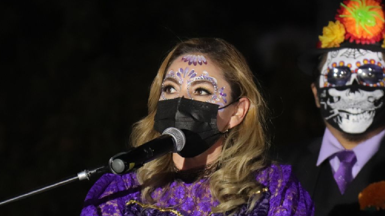 Paola Angón aseguró que las festividades de “Todos Santos” tiene que ser un motivo de unión en el municipio 