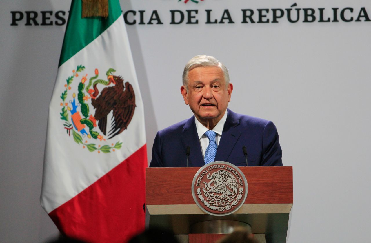 AMLO llega a su tercer informe con 61 mil afirmaciones falsas