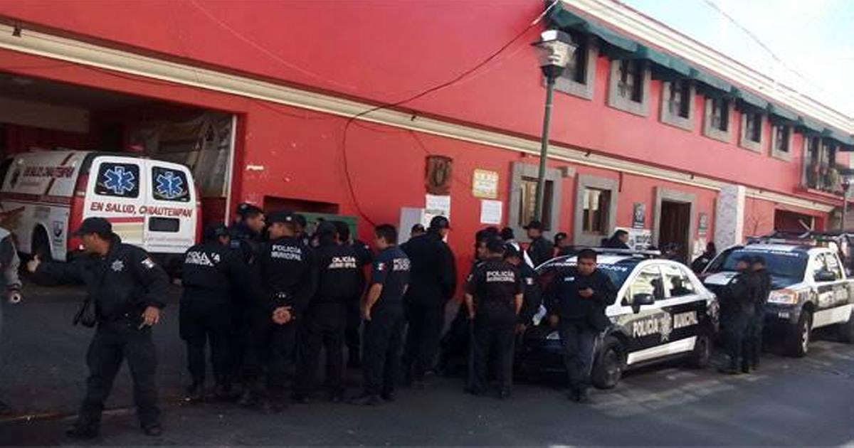En incertidumbre cien policías en Chiautempan por adeudo de quincenas