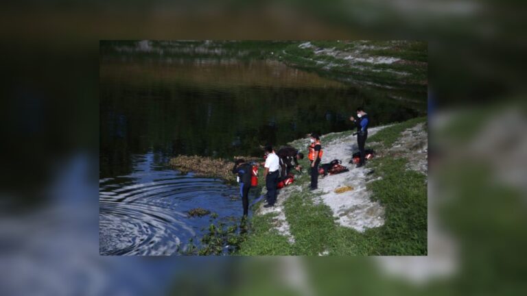 Embarcación vuelca por el mal clima en lago de Valsequillo con cinco personas, una fallece