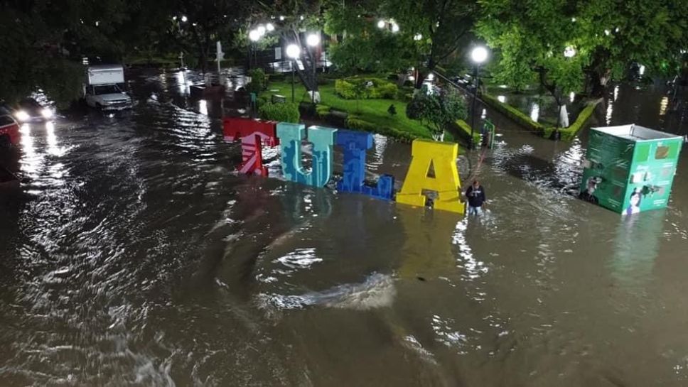 Activan Plan DN-III tras lluvias e inundaciones en Hidalgo; dice AMLO