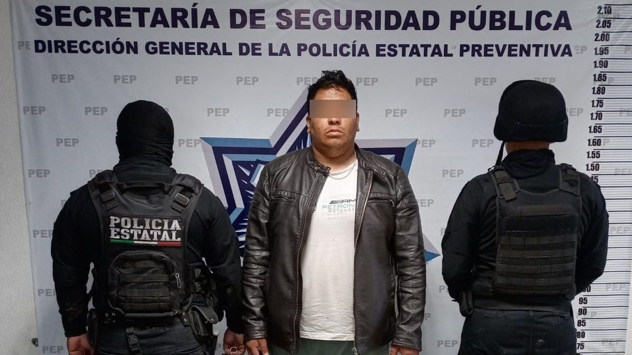 Detienen en Coronango a un Hombre en posesión de 50 dosis de cristal 