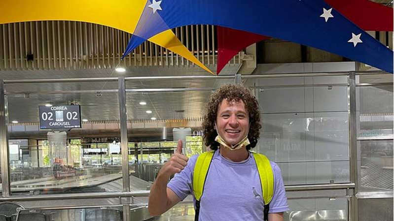 Luisito Comunica adquiere una propiedad en Venezuela.
