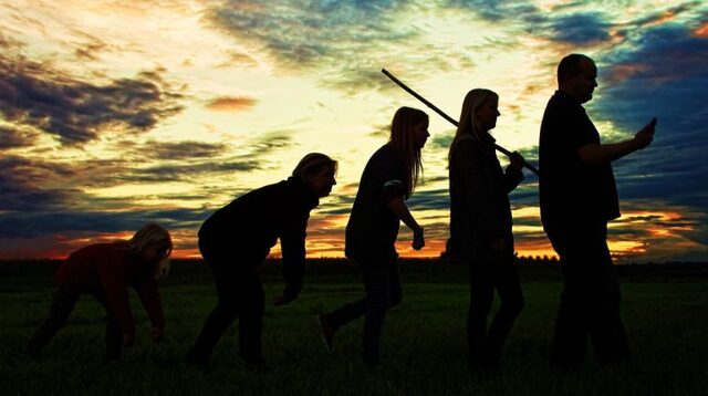 ¿La humanidad podría evolucionar a dos especies diferentes en el futuro?