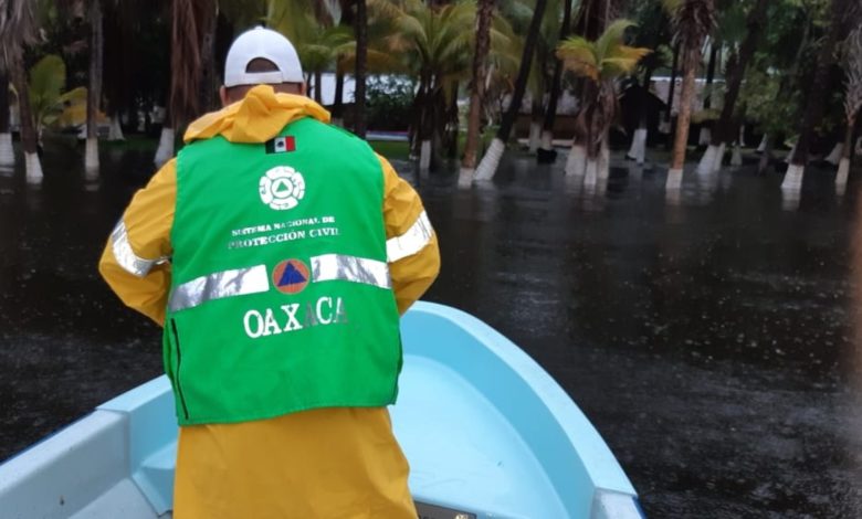 Comunidades de Oaxaca llevan 3 días bajo el agua debido a inundaciones provocadas por lluvias