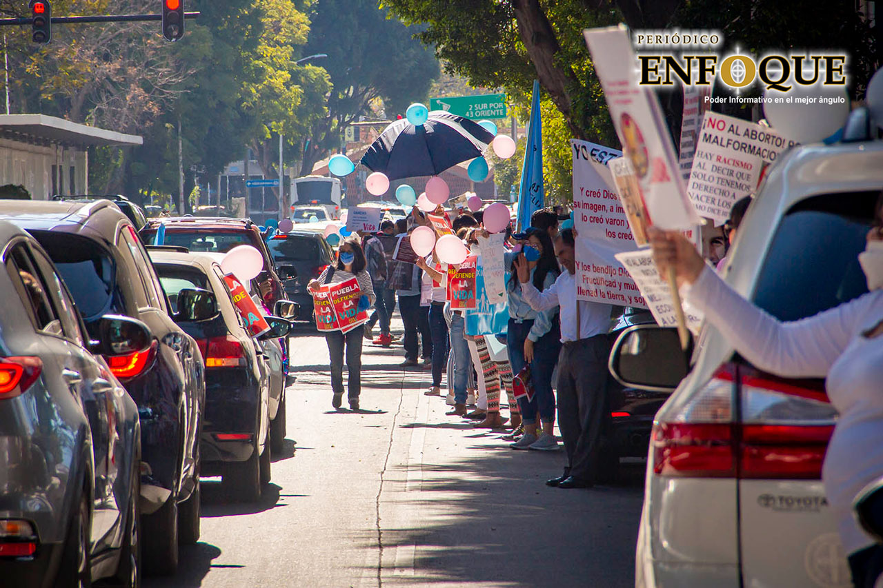 Invita Arquidiócesis a participar en caravana automovilística a favor de la mujer y la vida