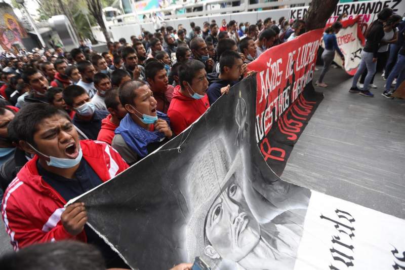 FGR tiene más de 20 testigos que sustentan la nueva investigación sobre caso Ayotzinapa