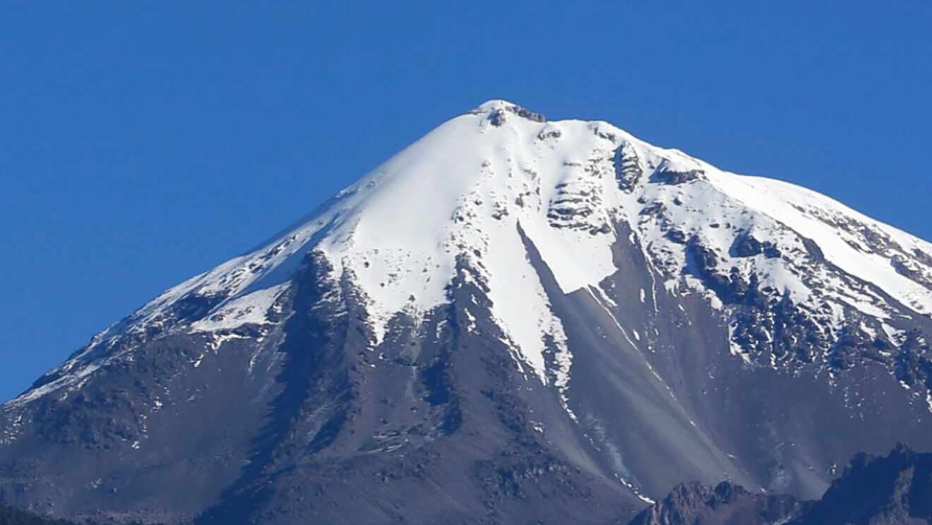 Pico de Orizaba vuelve a Veracruz; Inegi rectificó los datos