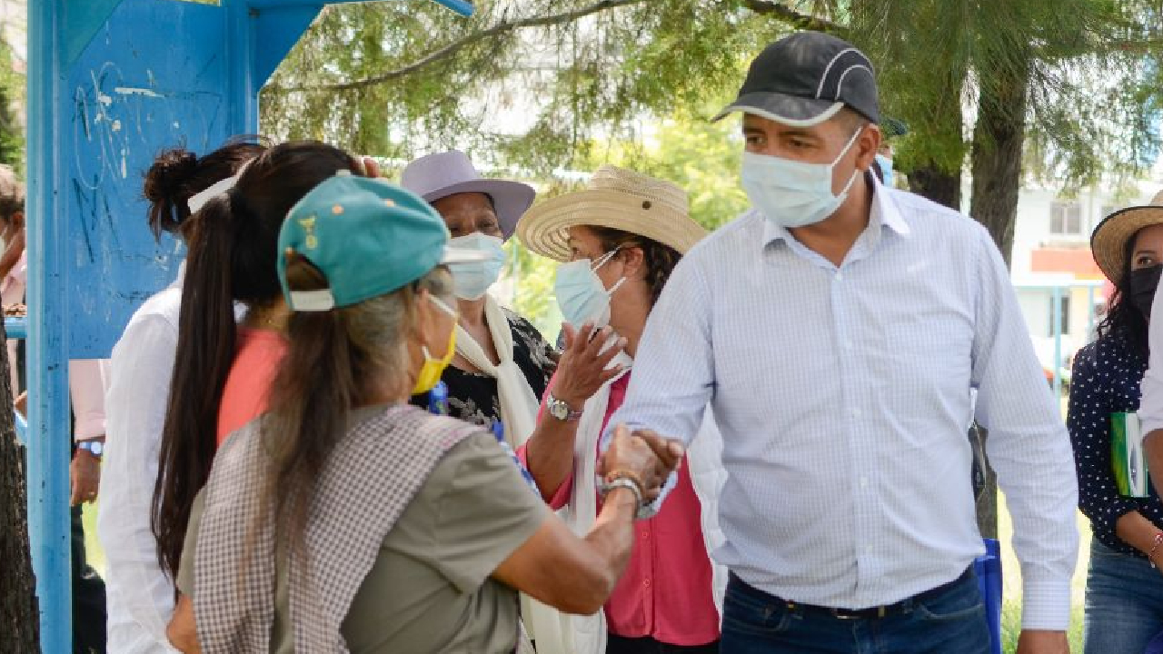 Edmundo Tlatehui asegura que ofrecerá un gobierno cercano a la gente