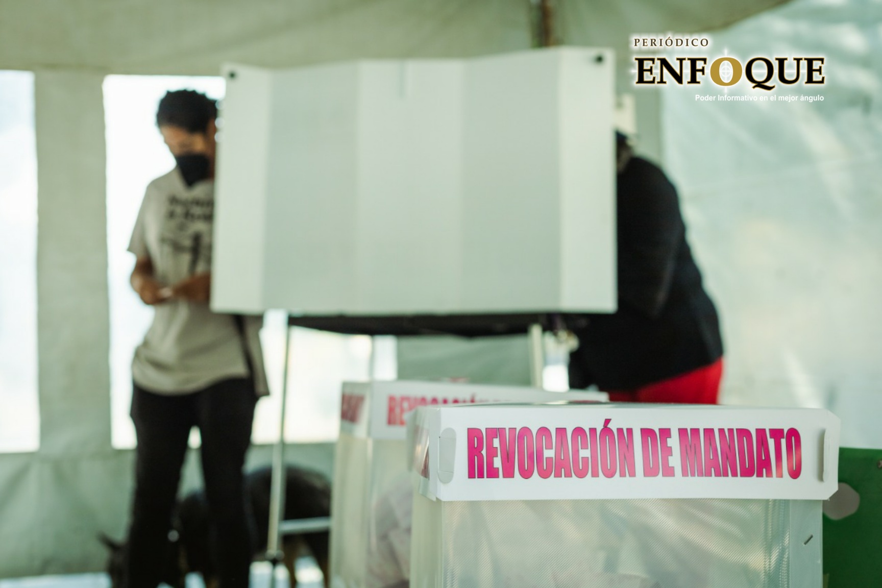 INE comenzó cómputo distrital: entre 90.3 y 91.9% han votado por la permanencia del presidente