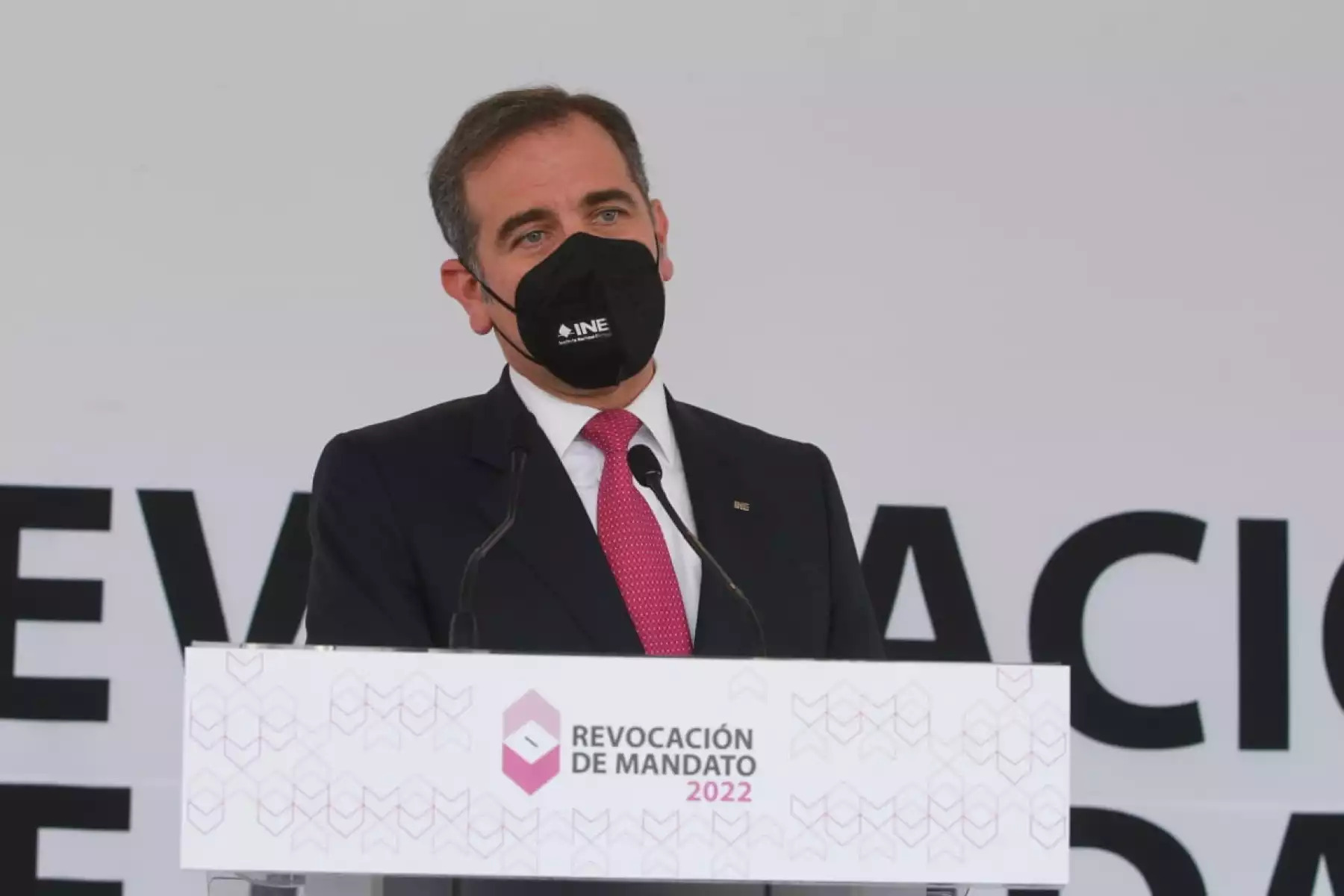 Más del 90% de participantes de la consulta de revocación votó por mantener al presidente en el cargo según conteo rápido del INE