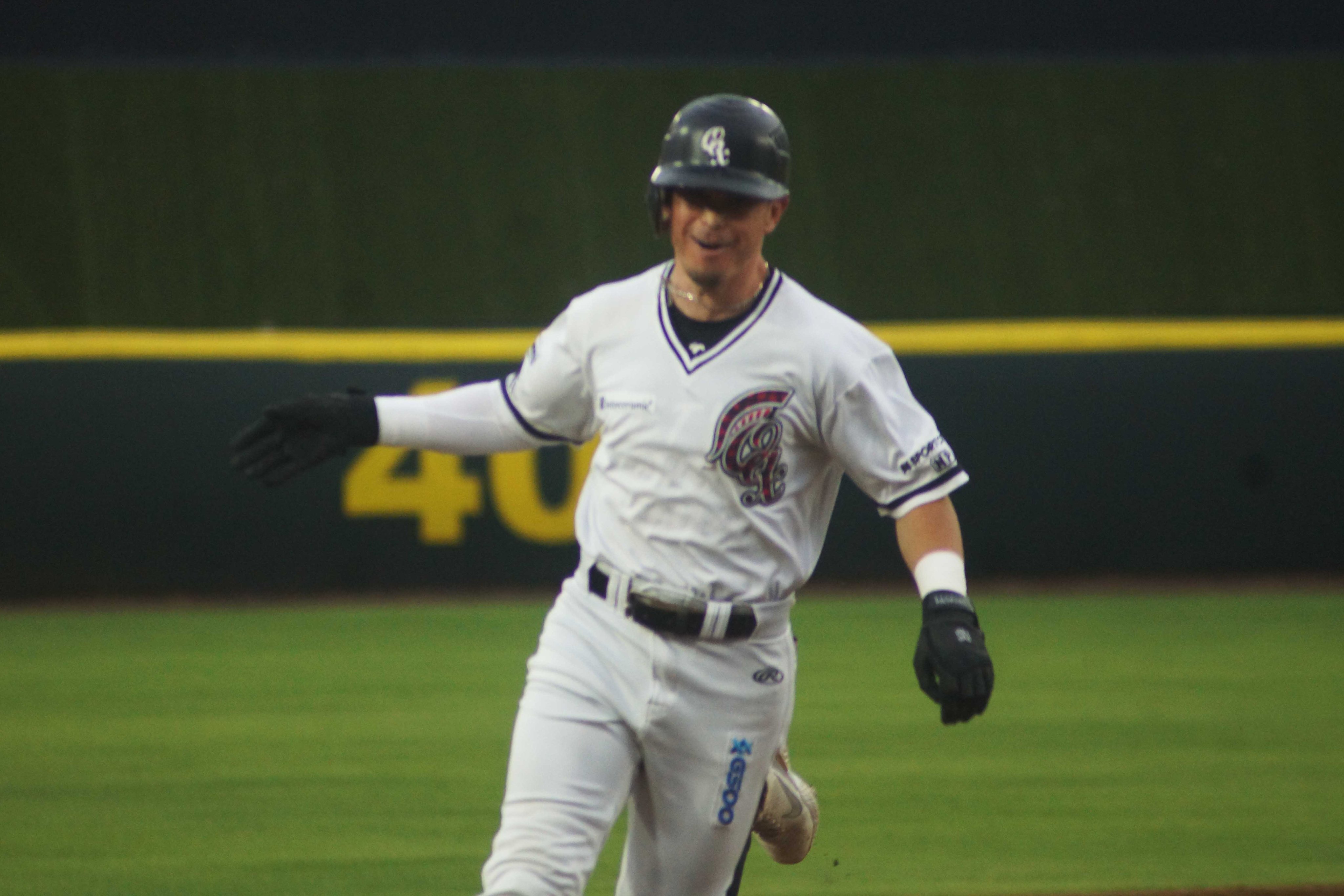 Guerreros desplumó a Pericos en el Serdán