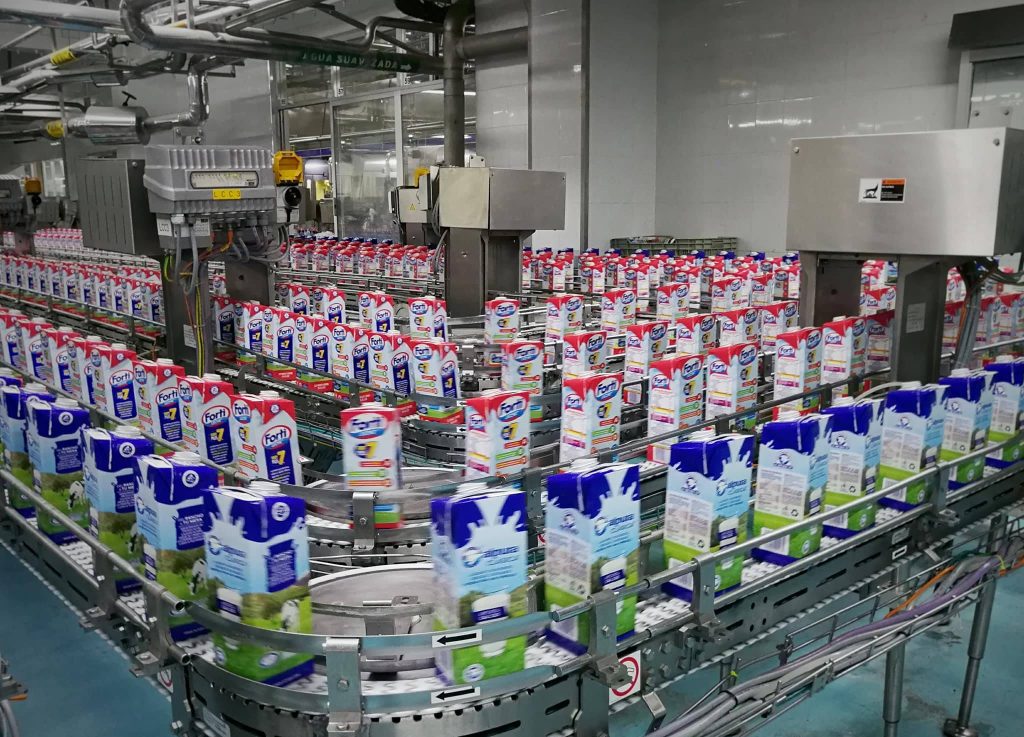 Solicita gobierno a lecheros del país, mayor producción para reducir golpe de inflación