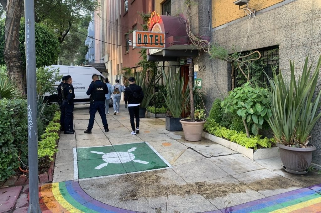 Hallan cuerpo de una mujer en hotel de CDMX; se investiga posible feminicidio