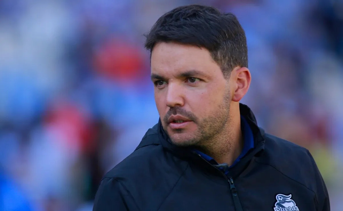 Nicolás Larcamón espera a un Pumas combativo