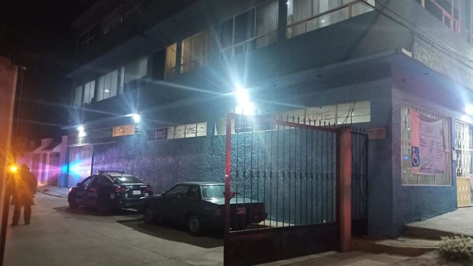 Asesinan a enfermera y familiar en ataque armado a hospital de Ecatepec