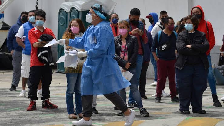 México registra en las últimas horas 9 mil 914 contagios y 56 muertes por Covid-19 