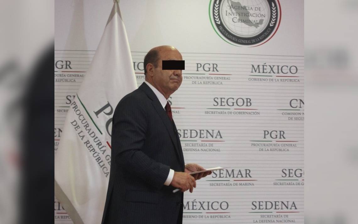 Dictan prisión preventiva a Murillo Karam, extitular de la PGR; se quedará en el Reclusorio Norte