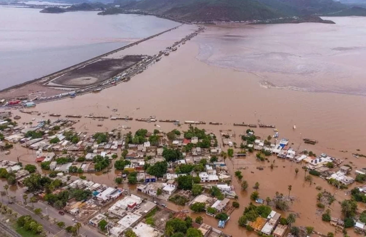 Tras lluvias en sonora colapsan carreteras y reportan varias viviendas inundadas