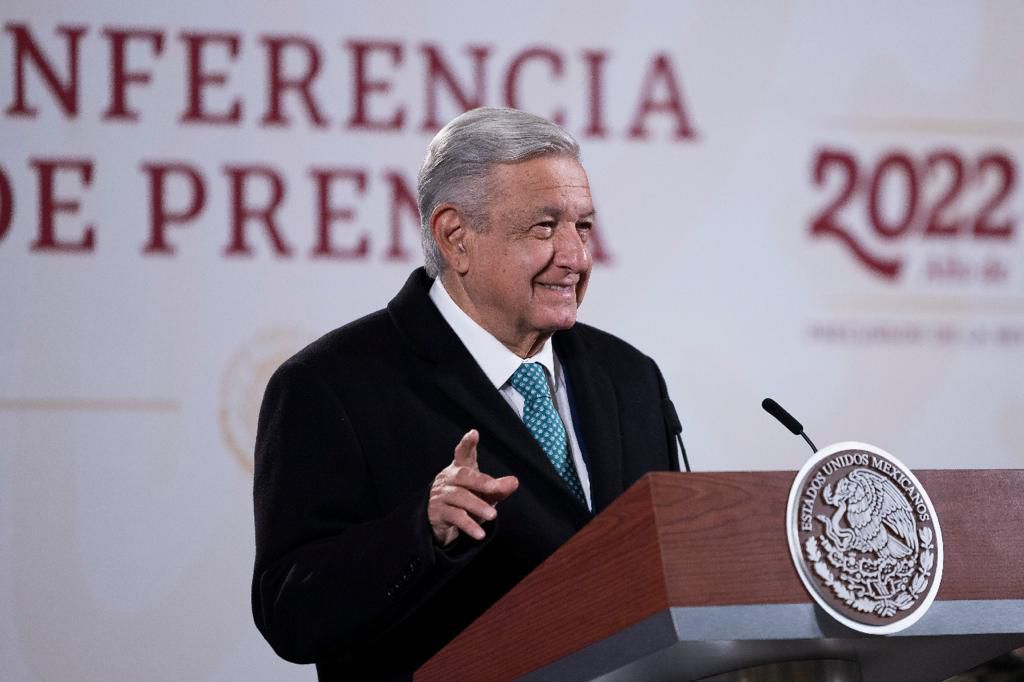 AMLO envía iniciativa para que entidades paraestatales administren y operen aerolíneas 