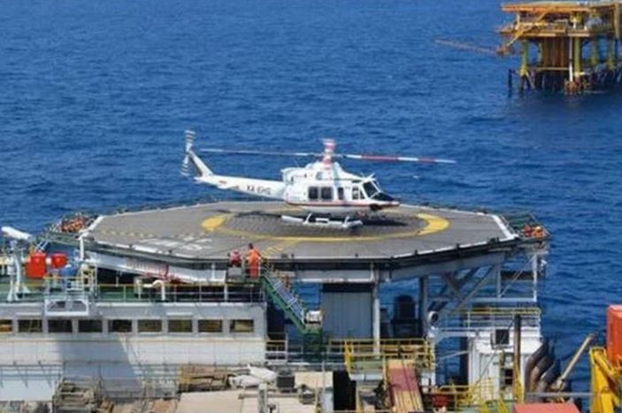 Helicóptero de Pemex se desploma en Campeche; sus tripulantes están desaparecidos