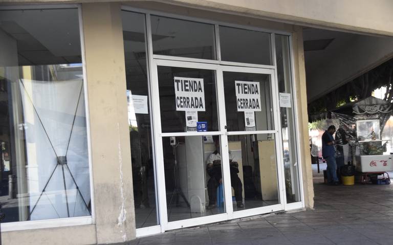 Encierran a empleados de Famsa en Guanajuato para obligarlos a firmar finiquito