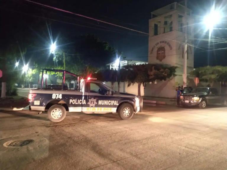 Hallan cuerpo de joven desaparecida; dejan mensaje clavado con un cuchillo