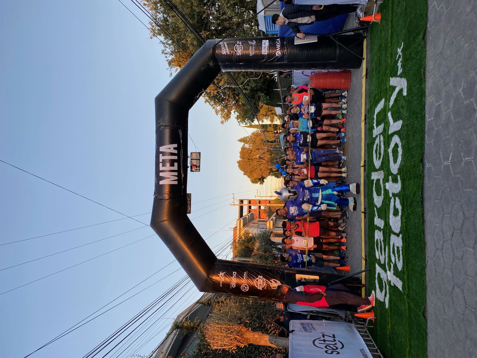 Más de mil personas participaron en la sexta Carrera Alpha 