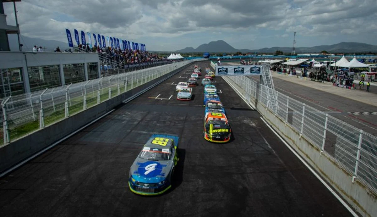 Puebla recibirá la última fecha de Nascar México 