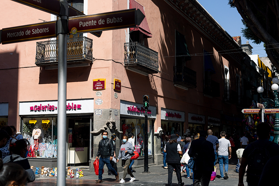 Permanece vigilancia en corredor 5 de mayo para evitar instalación de ambulantes: SSC