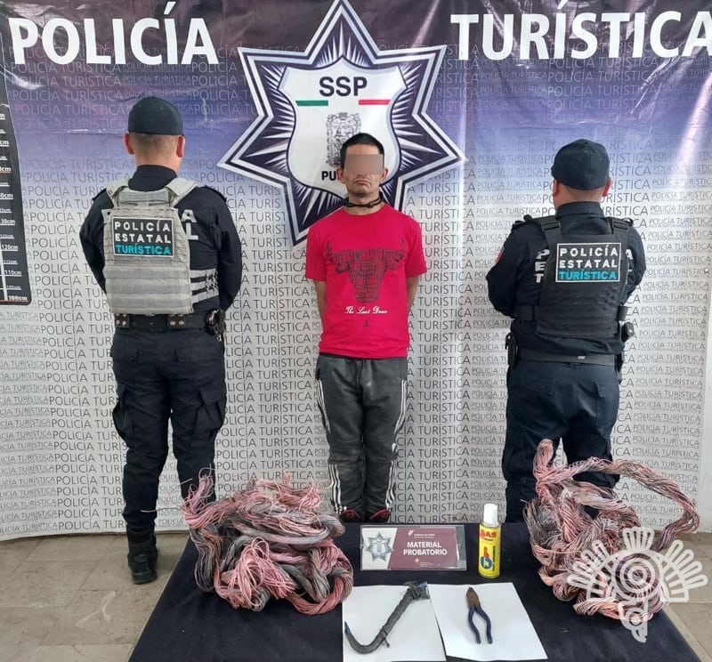 Policía detiene a ladrón de casa habitación en el centro de Puebla